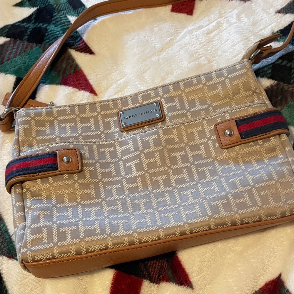 Tommy Hilfiger Tan and Navy Shoulder Bag